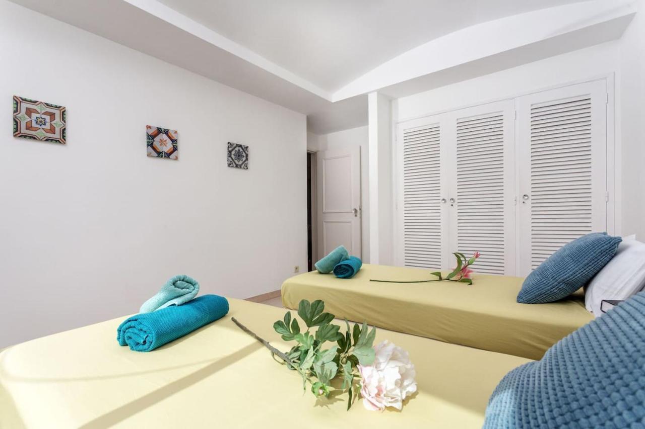 Marina Penthouse Faro Center Appartamento Esterno foto